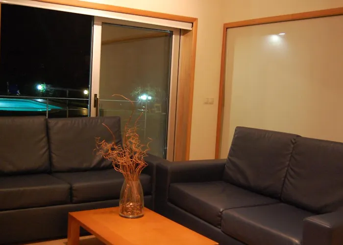 아파트 Casinhas Do *