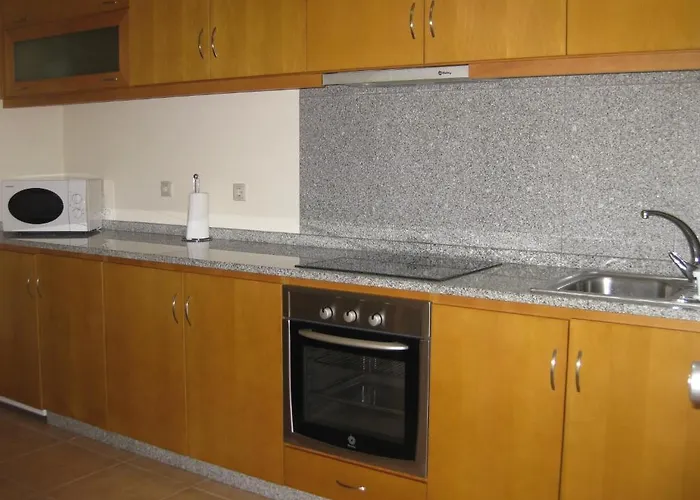 吉尔斯卡西哈斯公寓 *